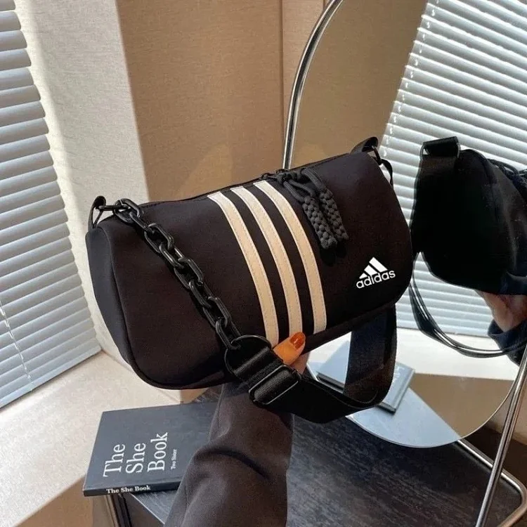 Adidas 3-Stripes Barrel 2 styles Tasche