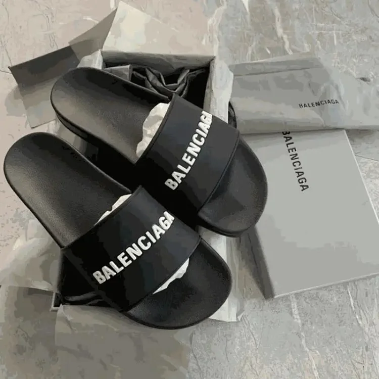 Burberry quality shoes Sneakers