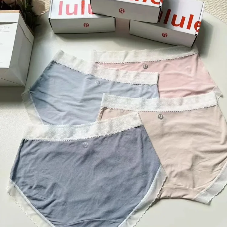 Lululemon Maya Underwear 8 styles Trousers