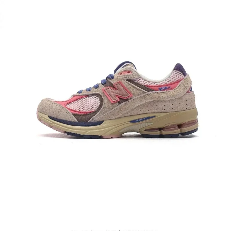 New Balance 2002 Sneakers