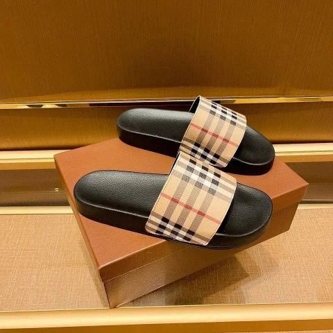P Sneakers